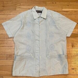 Vintage Guayateca Light blue Cuban shirt from Mexico Size XL‎
